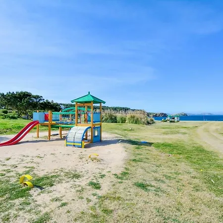 Villa Familyhomesea 103 *
